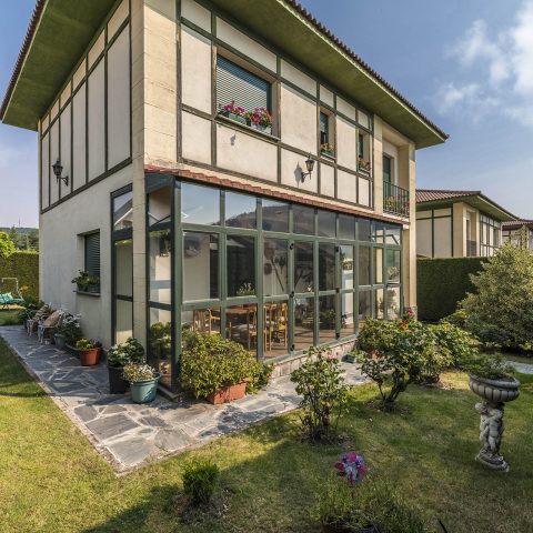 Casa en la sierra – San Rafael – Plza. Ciervos 20