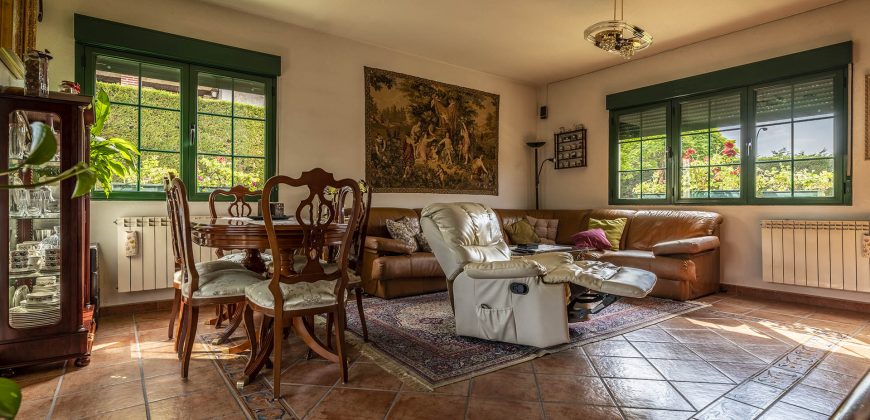 Casa en la sierra – San Rafael – Plza. Ciervos 20