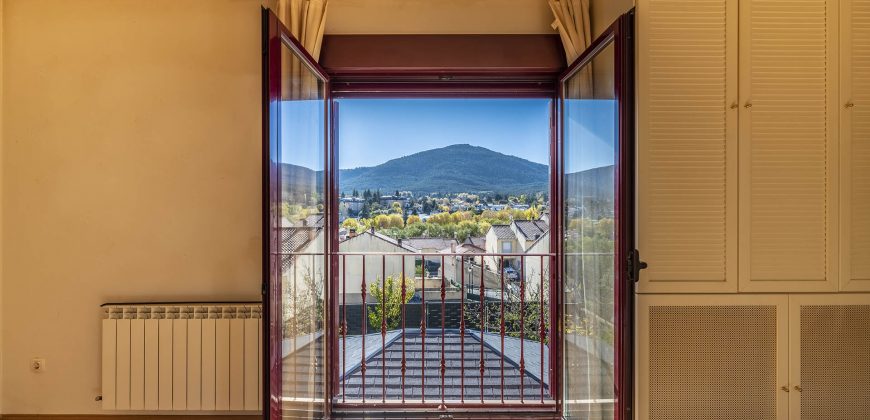 Casa en la sierra – San Rafael – C/ Cantueso 15