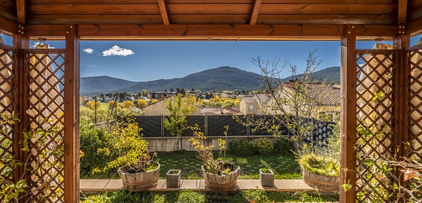 Casa en la sierra – San Rafael – C/ Cantueso 15