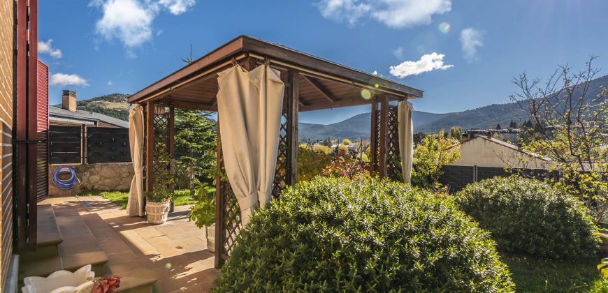 Casa en la sierra – San Rafael – C/ Cantueso 15