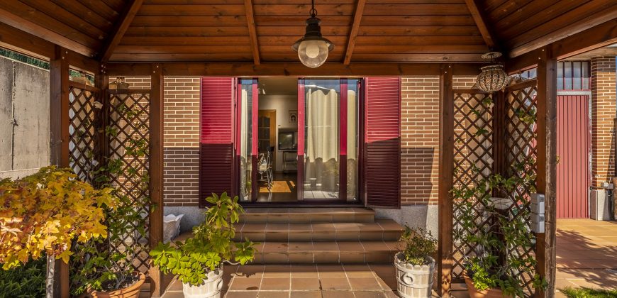 Casa en la sierra – San Rafael – C/ Cantueso 15