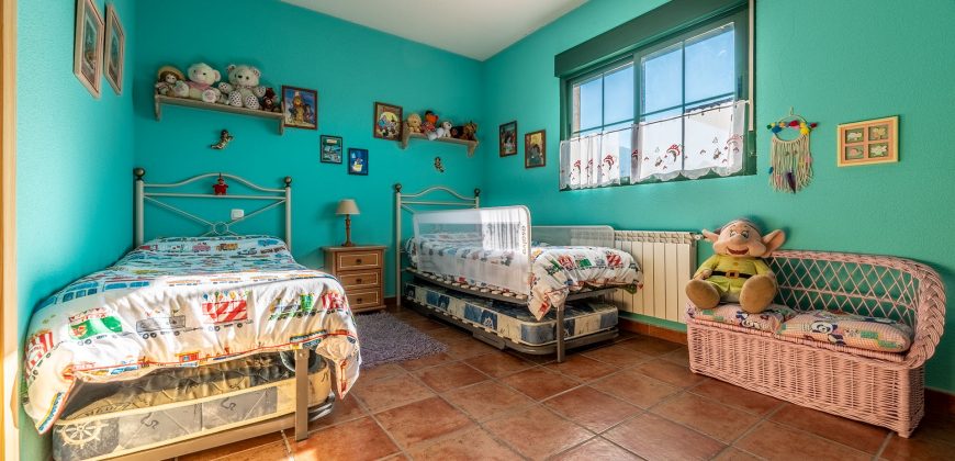 Casa en la sierra – San Rafael – Plza. Ciervos 18