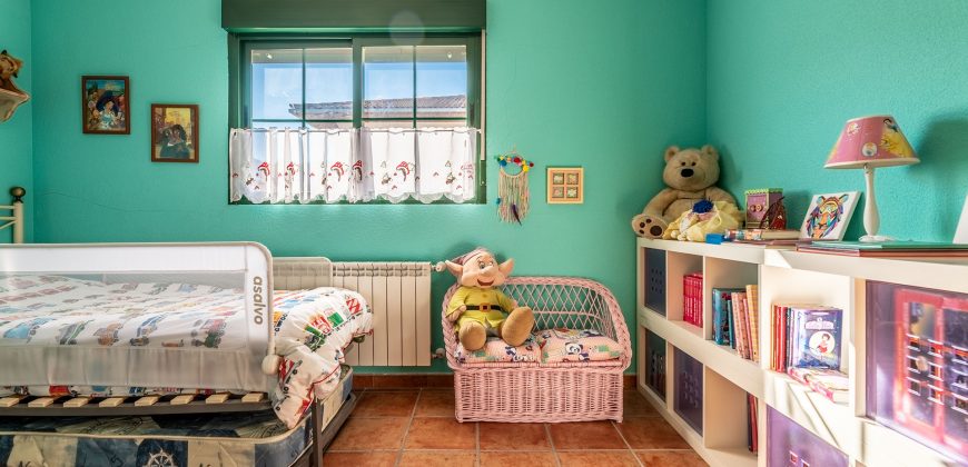 Casa en la sierra – San Rafael – Plza. Ciervos 18