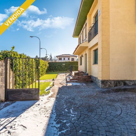Casa en la sierra – San Rafael – Plza. Ciervos 18