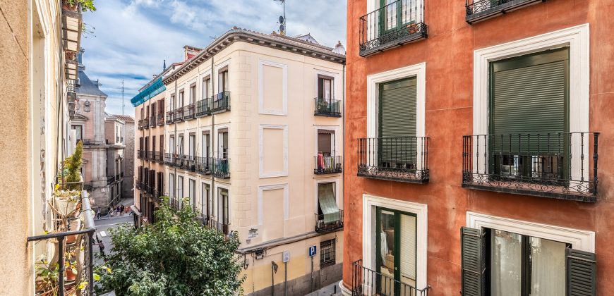 Madrid – Palacio – Calle Calderón de la Barca 6