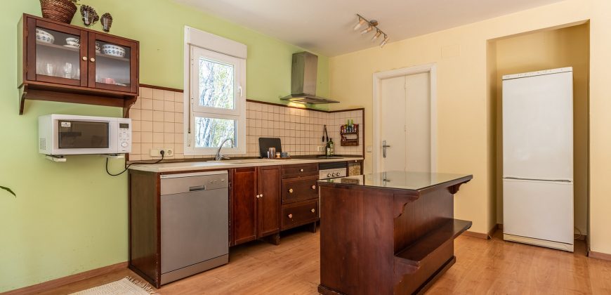 Casa en la Sierra – San Rafael – C/ Serretas 23