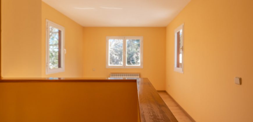 Casa en la Sierra – San Rafael – C/ Serretas 23