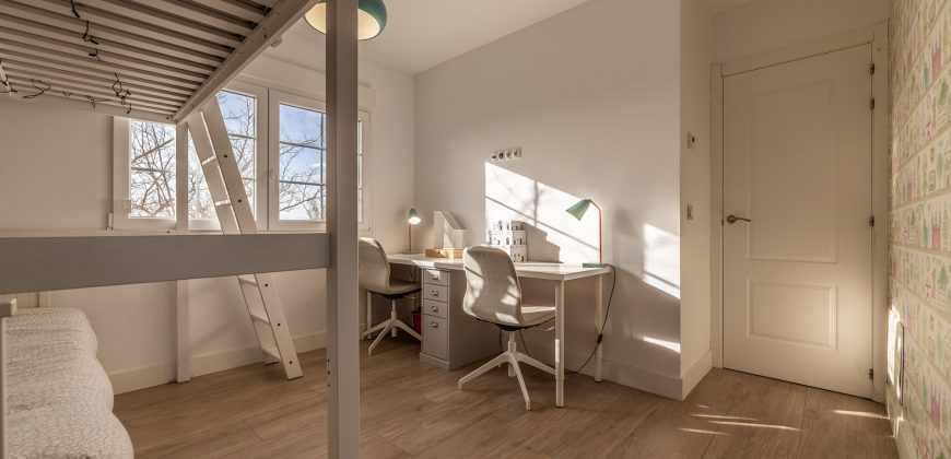 Alquiler de Chalet en El Casar – (Urb. El Coto)