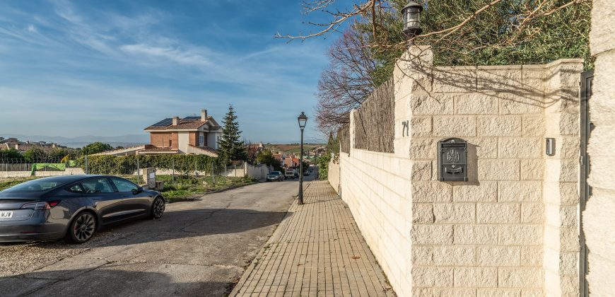 Alquiler de Chalet en El Casar – (Urb. El Coto)