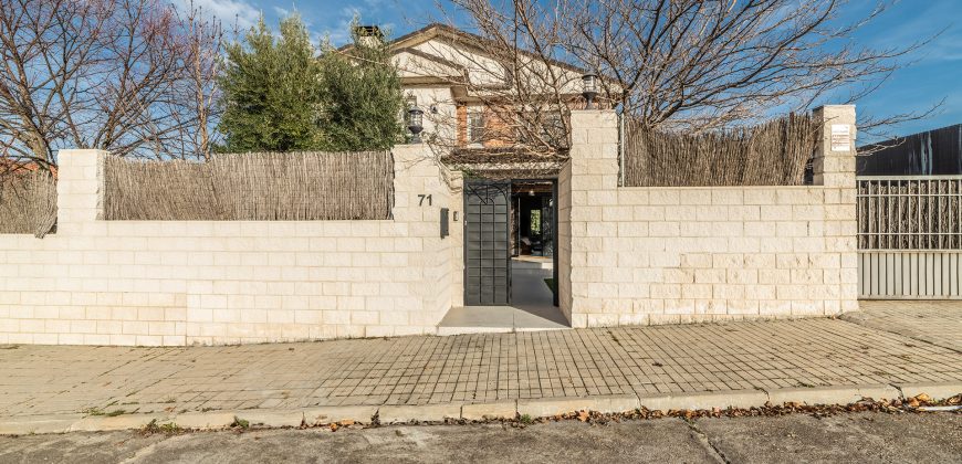 Alquiler de Chalet en El Casar – (Urb. El Coto)