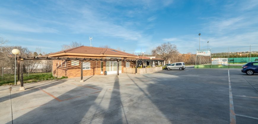 Alquiler de Chalet en El Casar – (Urb. El Coto)
