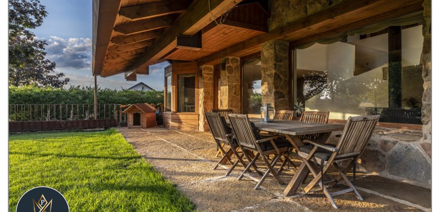 Casa en la Sierra – (Urb. Prado Acero)