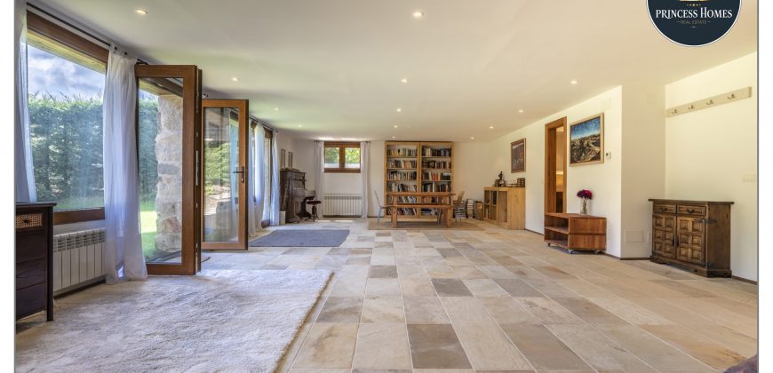 Casa en la Sierra – (Urb. Prado Acero)