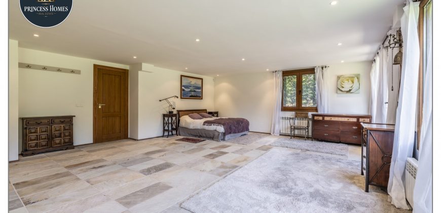 Casa en la Sierra – (Urb. Prado Acero)
